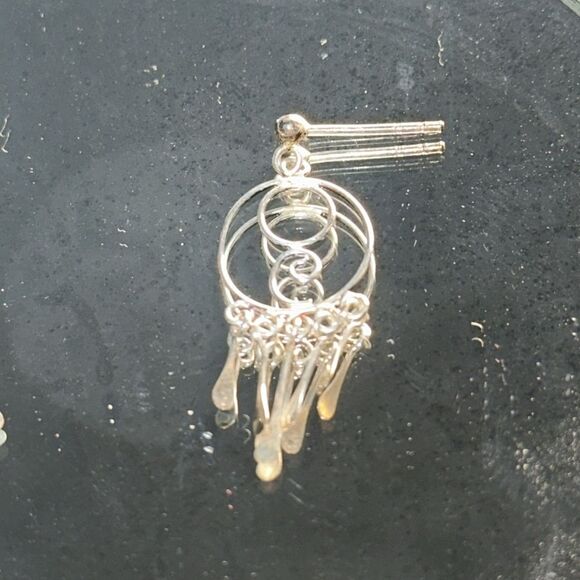 Small boho festival silver circle post drop earrings - Picture 3 of 4